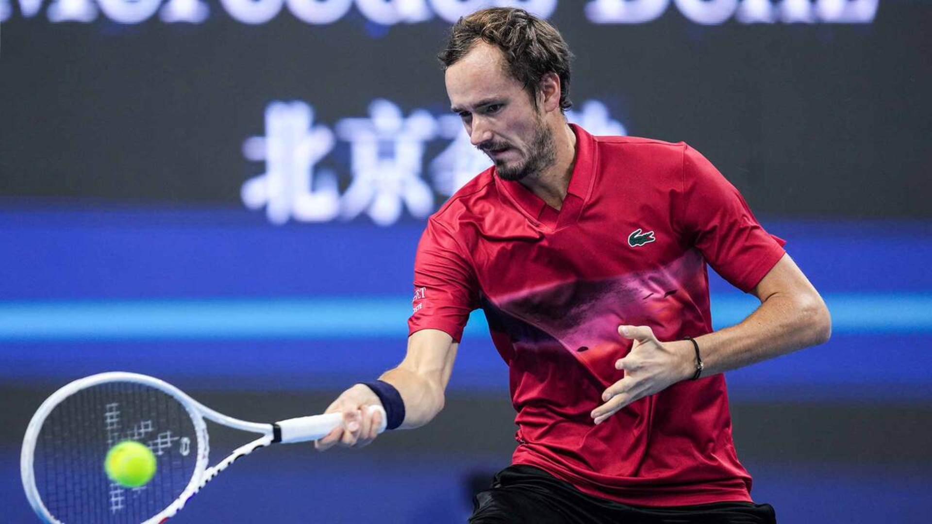 关于英国网球队完胜法国网球队，梅德韦杰夫送出助攻的信息