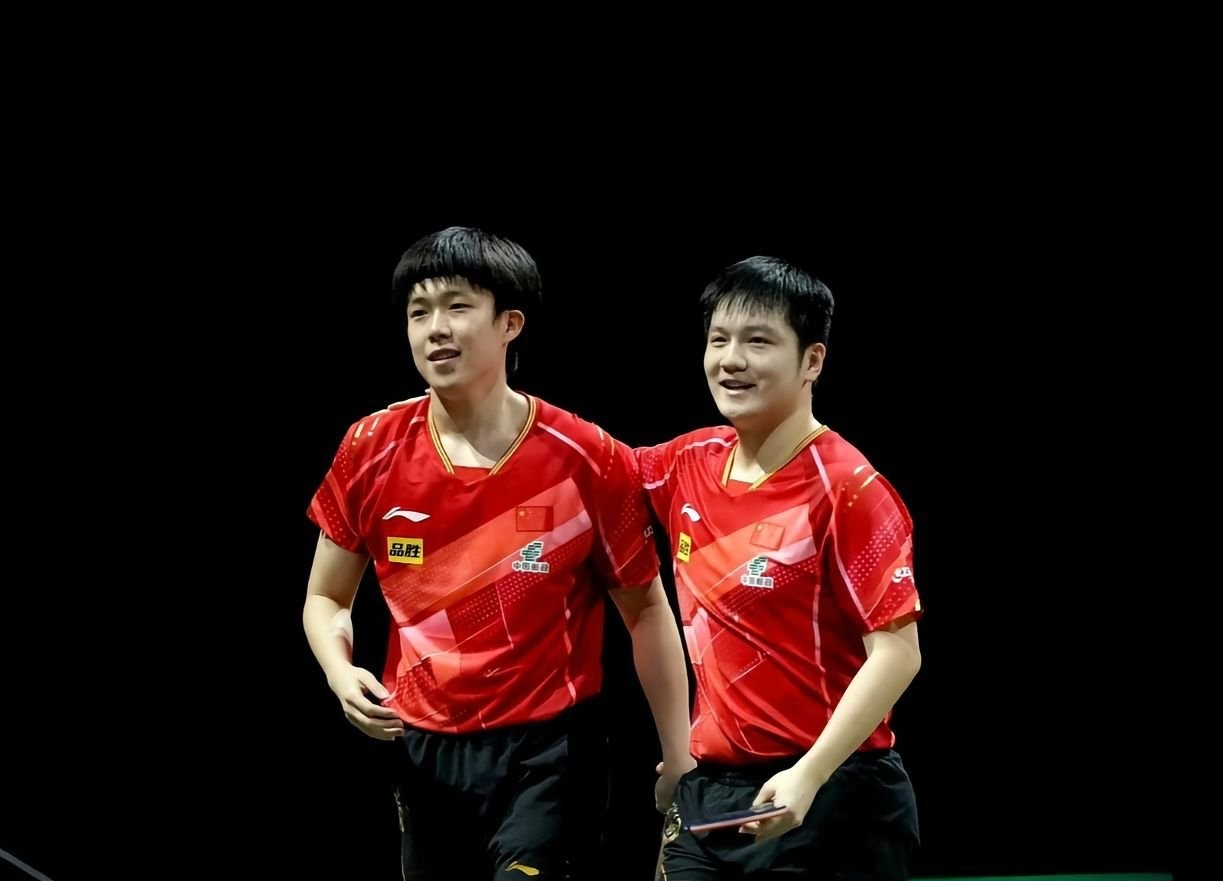 法国乒乓球队完胜韩国乒乓球队，王皓统治全场的简单介绍