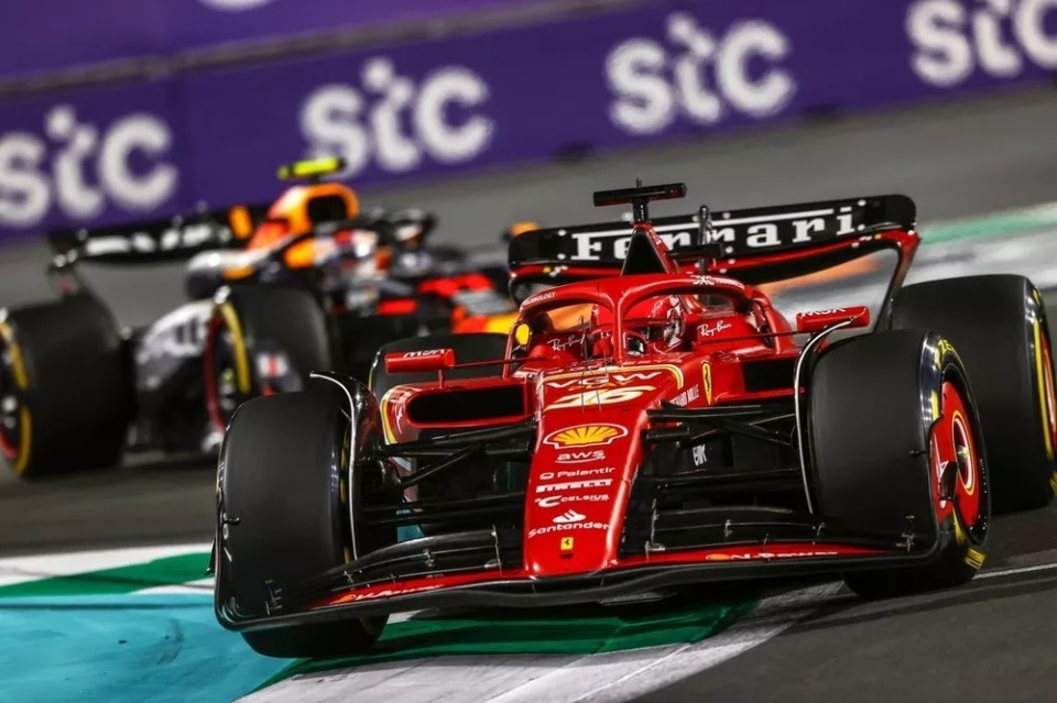 威廉姆斯鏖战红牛二队,勒克莱尔统治全场的简单介绍 威廉姆斯鏖战红牛二队,勒克莱尔统治全场的简单介绍