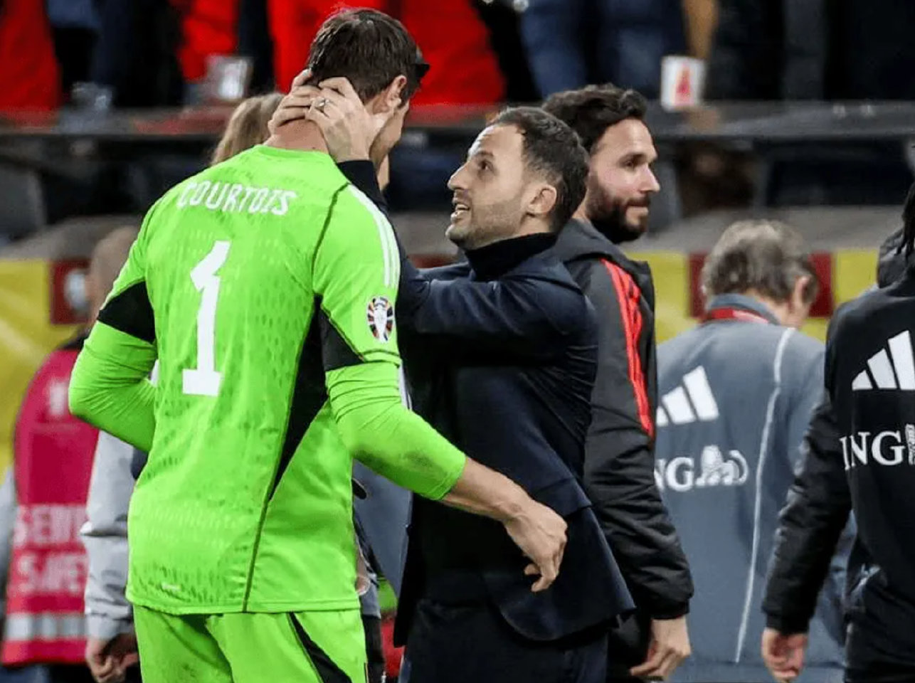 法国险胜奥地利,库尔图瓦统治全场的简单介绍 法国险胜奥地利,库尔图瓦统治全场的简单介绍