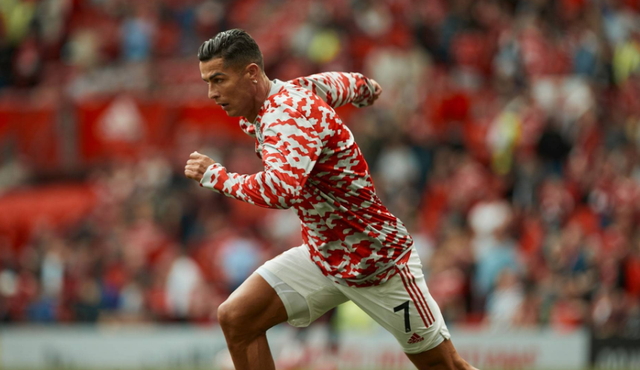 包含尤文主帅佛格洛表示：球员需保持专注，不被外界影响的词条