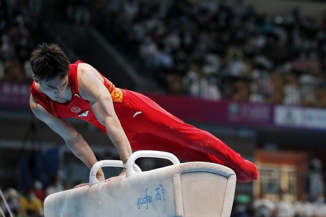 体操男子个人全能决赛大赛场上精彩纷呈的简单介绍