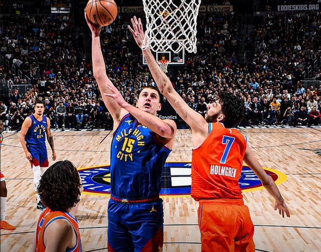 骑士鏖战雷霆，乔治刷新纪录