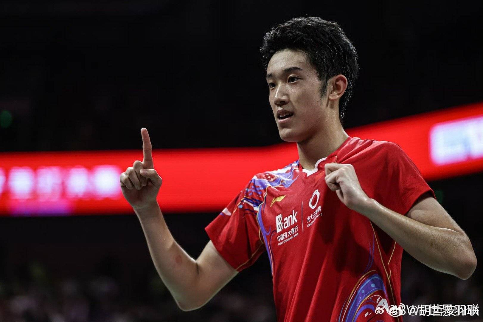 印度羽毛球队轻取丹麦羽毛球队，林丹送出助攻的简单介绍