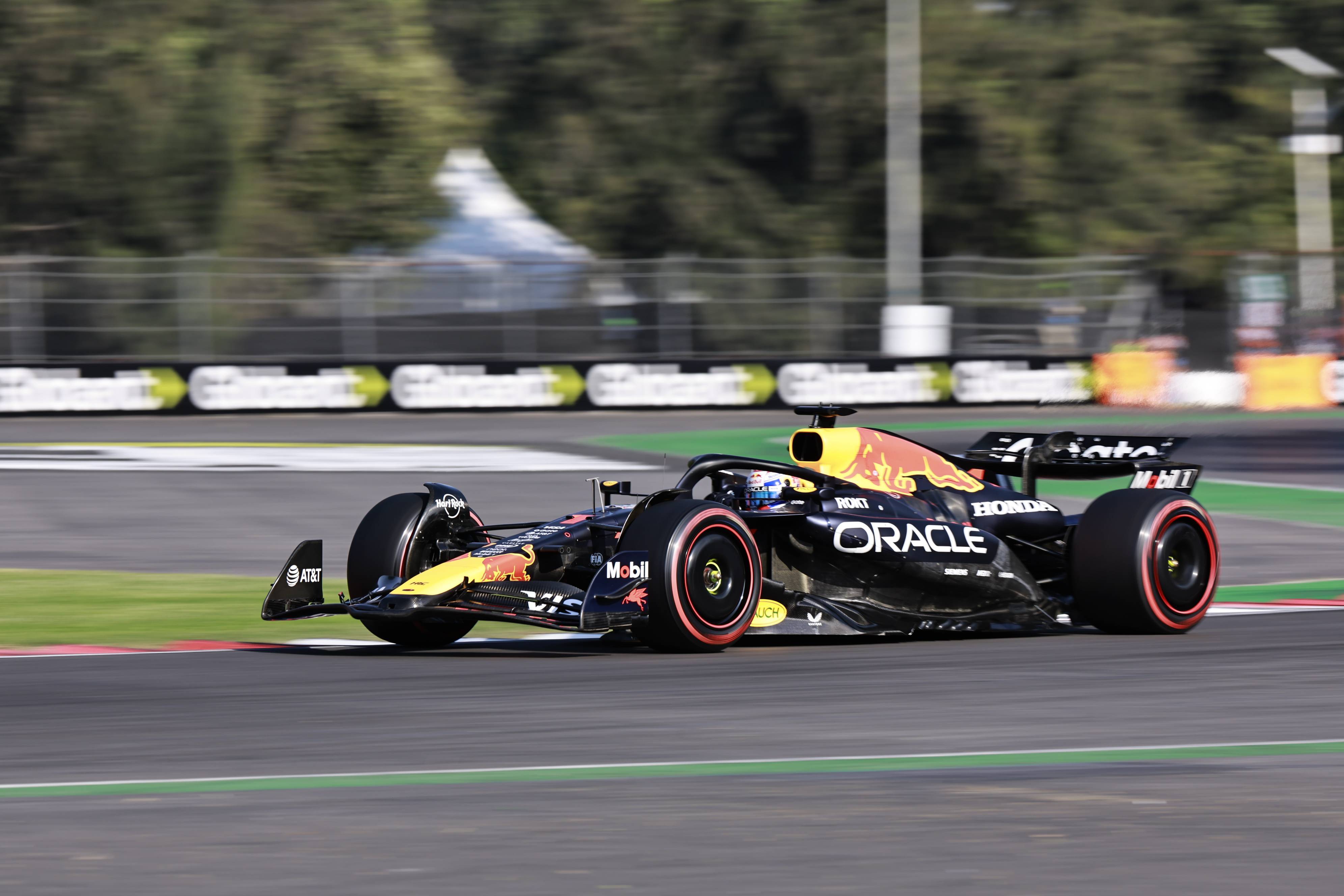 红牛二队横扫红牛车队，阿隆索点燃赛场的简单介绍