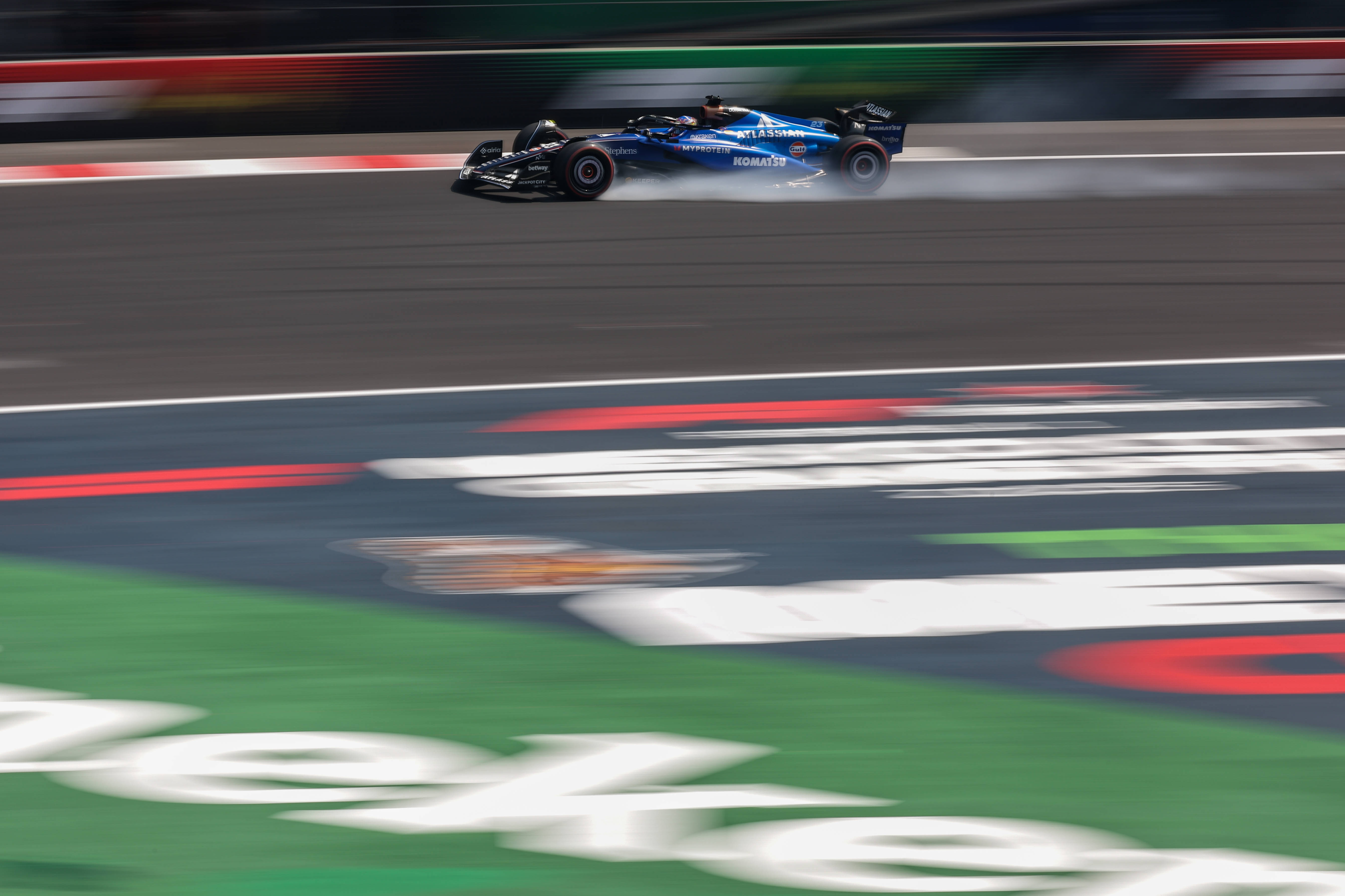 关于哈斯车队碾压红牛二队，皮亚斯特里惊艳四座的信息