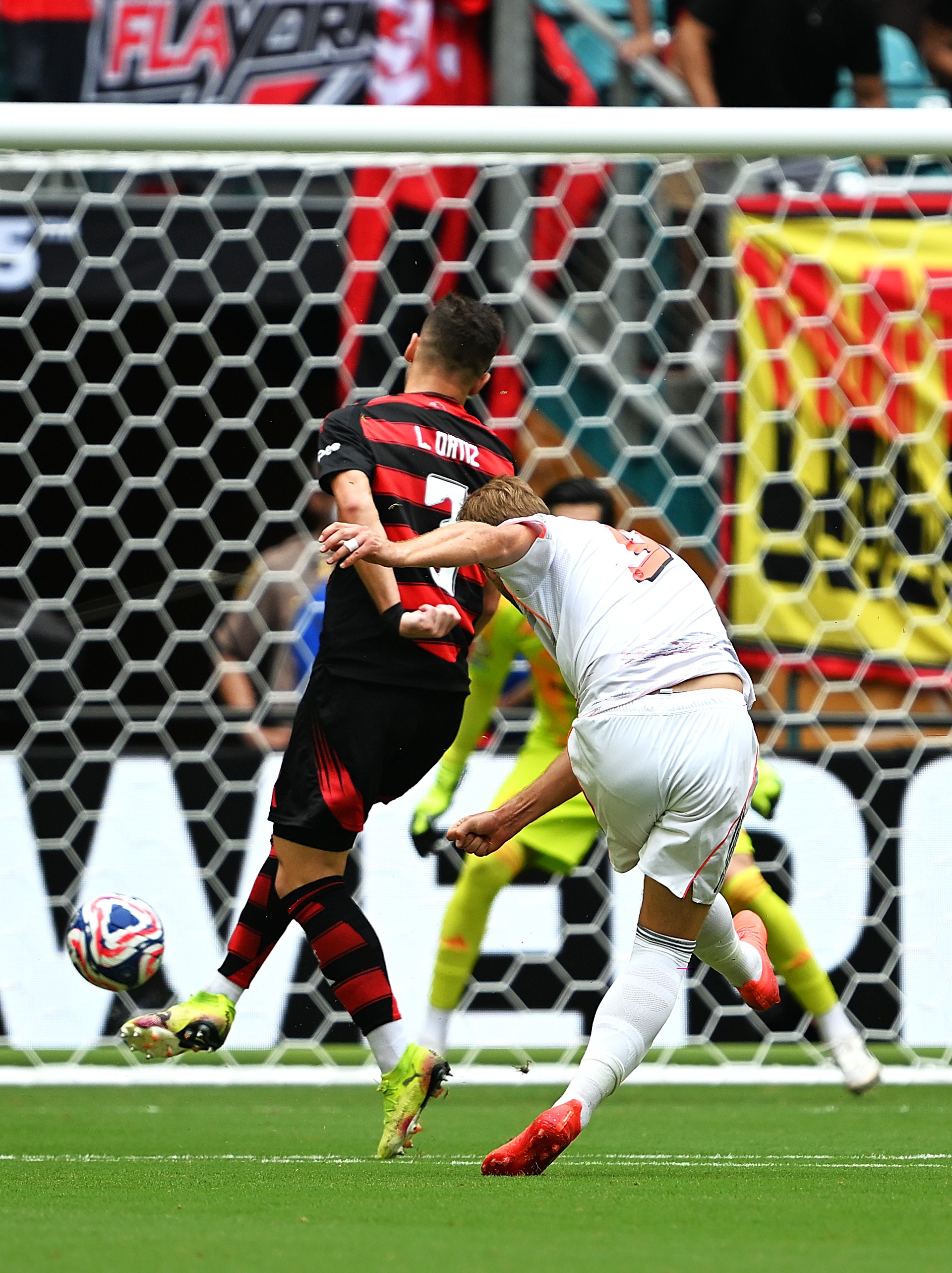 利物浦险胜，击退拜仁