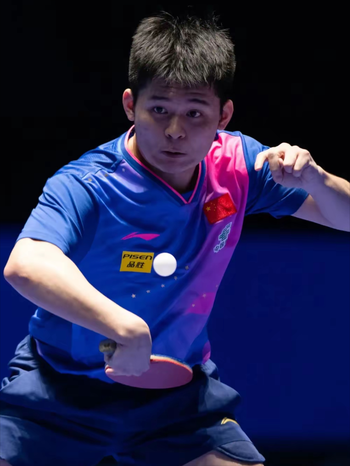 英国乒乓球队绝杀波兰乒乓球队，奥恰洛夫制霸全场的简单介绍