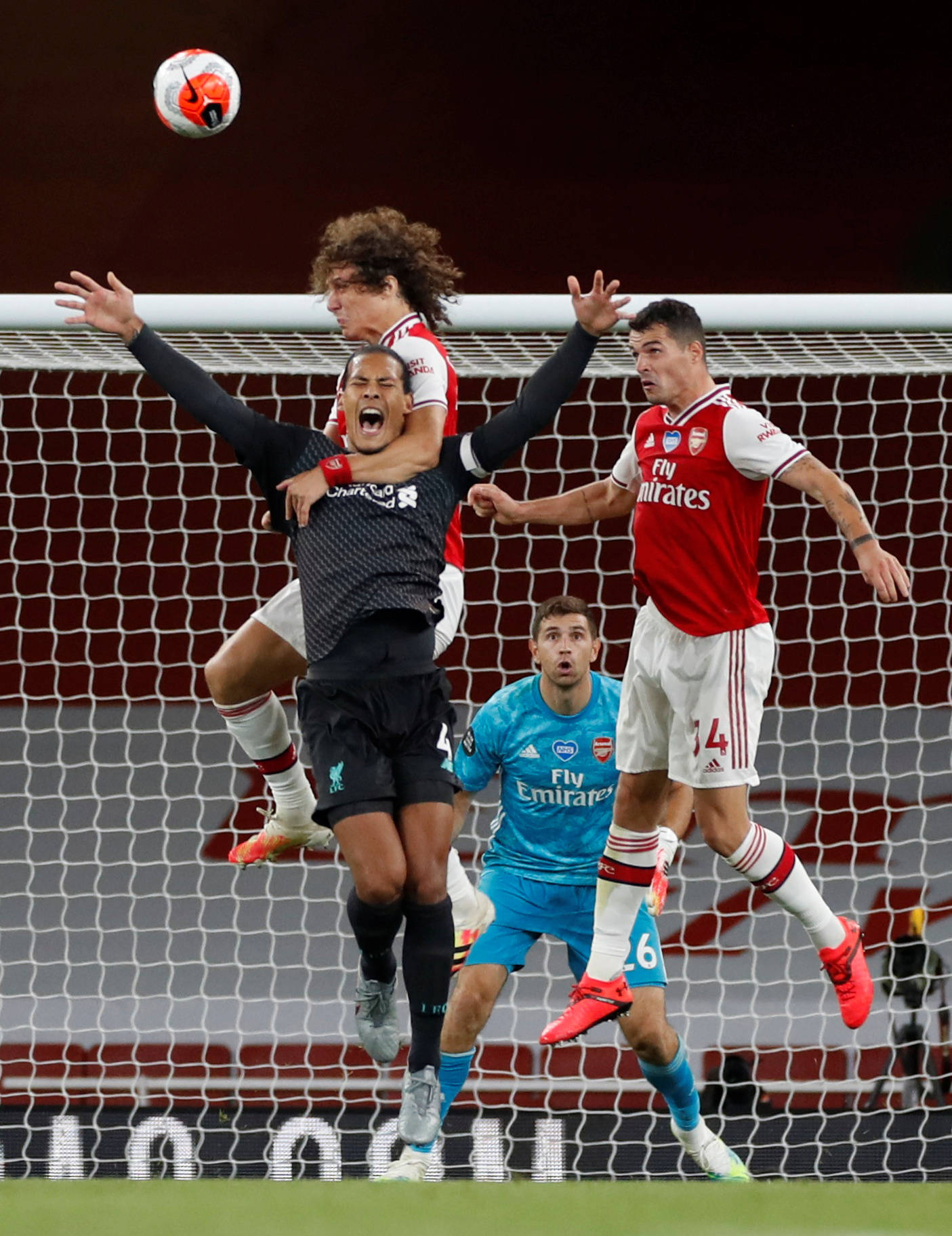 熊猫体育互动-关于利物浦翻盘阿森纳，特尔施特根三分雨点燃全场的信息