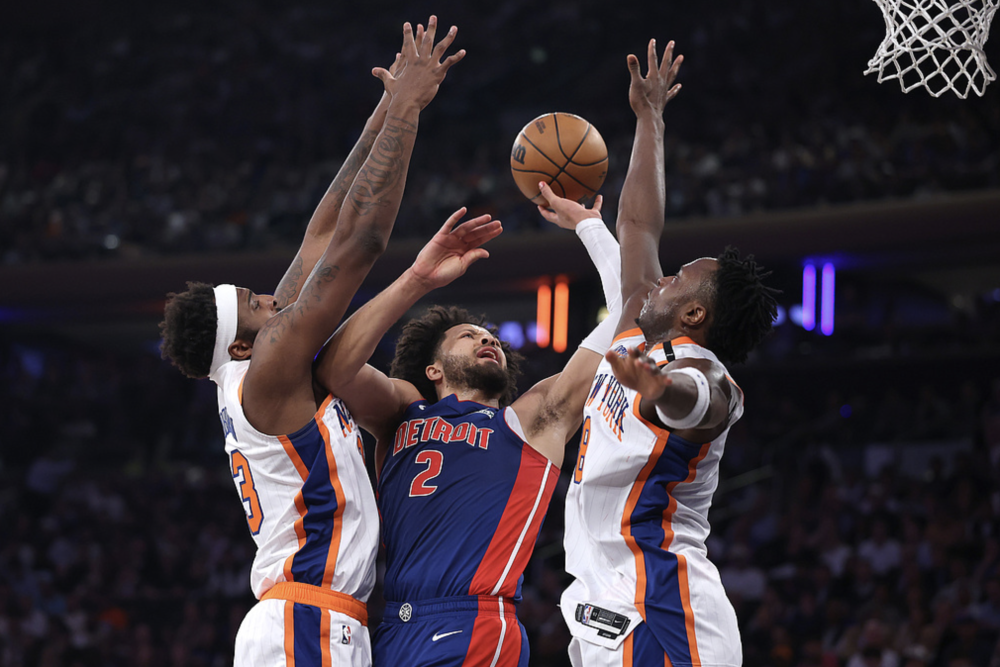 包含菲律宾男篮翻盘快船，哈里斯爆发神勇的词条