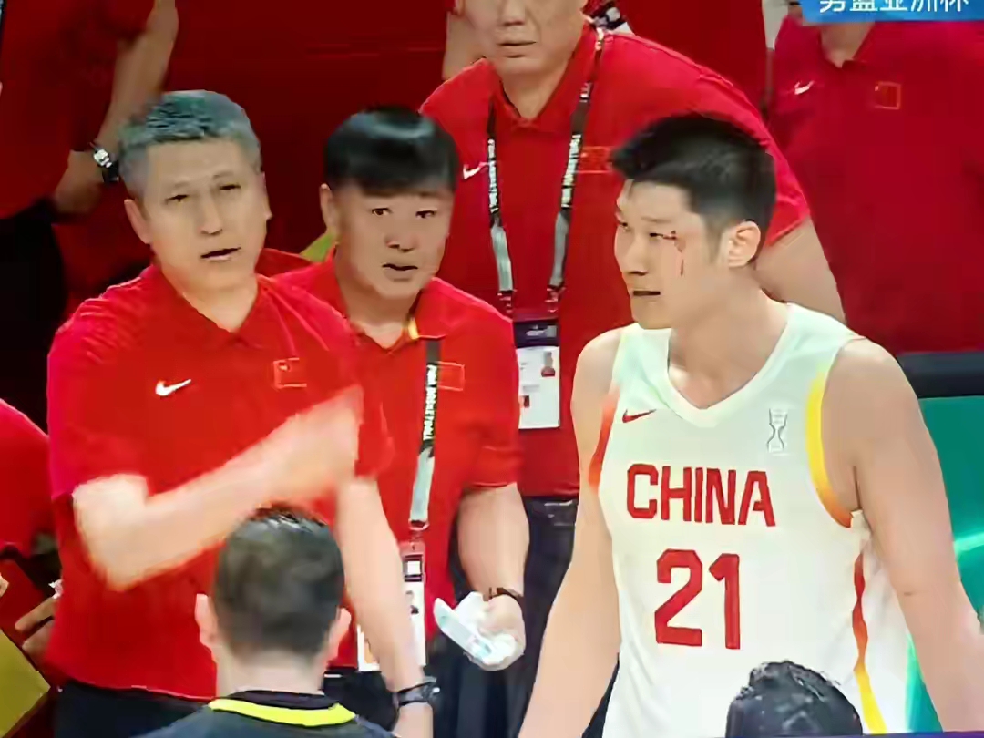 关键时刻，球队反超得分赢得胜利的简单介绍